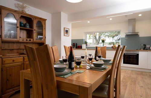 Grantown-on-Spey Cottage | Sleeps 6 in 2 doubles and 1 twin room
