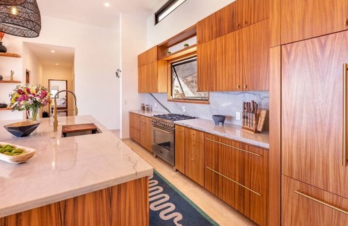 El Pescadero Villa | Sleeps 8-Lavish 4-Bed Villa Ultimate Luxury & Amenities, Luxury Villa