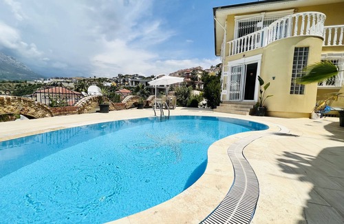 Kargicak Villa | Sleeps 8, Spacious and Airy Villa - AWZ 284