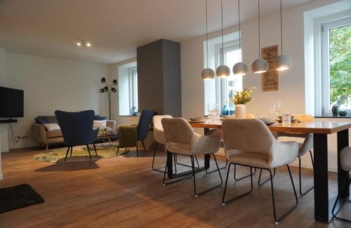 Mitte Apartment | Sleepwell Apartment - Ehrensteinsuite