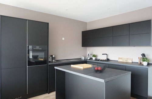 Mitte Apartment | Sleepwell Apartment - Ehrensteinsuite