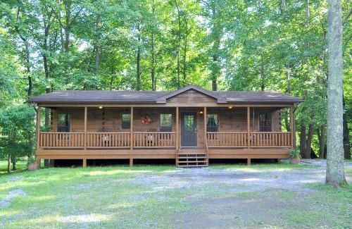 Berkeley Springs Ski Chalet | Sleepy Creek - Hot Tub, Pet Friendly, Creekside, Grill, Wifi, Fire Pit, Deck, Screen Porch, Family Friendly, Fishing, View, Games