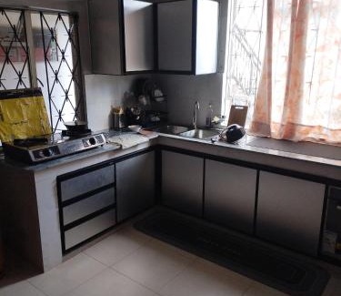 Calebasses House | Sleepy East Homestay