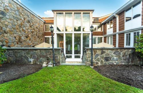Tarrytown Hotel | Sleepy Hollow Hotel