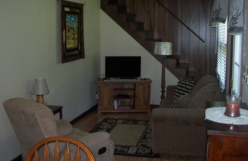 Glace Cottage | Sleepy Oaks Cottage on Potts Creek, (Stay 6 nights 7th Free)