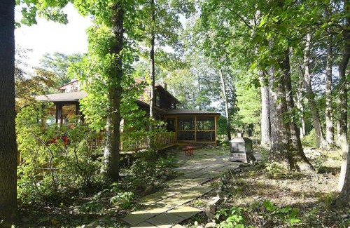 Berkeley Springs House | Sleepy View Retreat - Hot Tub, Trail, Hiking, Pet Friendly, Grill, Wifi, Fire Pit, Screen Porch, Family Friendly, Games, King Bed, Secluded, Fireplace, Pond