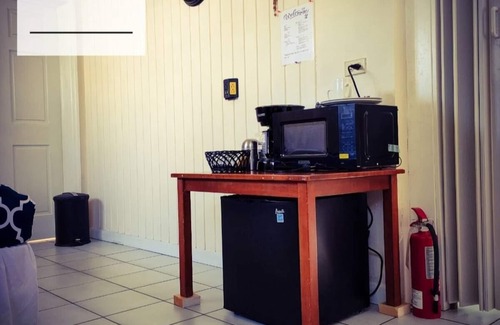 Patricks Island House | Slice of Paradise- 2 mins from Spotts Beach!
