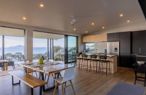 Langs Beach House | Slice of Paradise - Waipu Cove Holiday Home