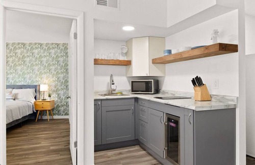 Orange Prairie Apartment | Slice of the Good Life: Concord C5