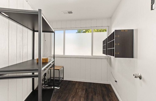Orange Prairie Apartment | Slice of the Good Life: Concord C5