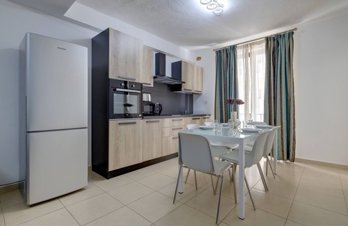 Sliema Apartment | Sliema Tigne Suites