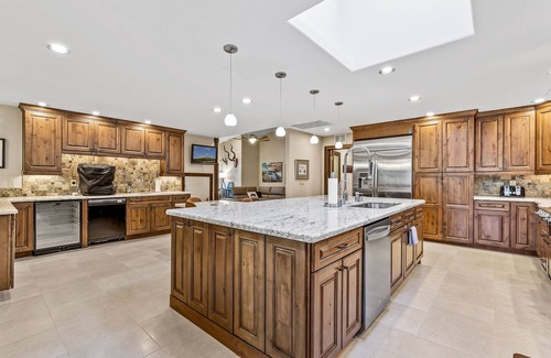 Flagstaff House | Slippery Rock Vacation Home - sleeps 9