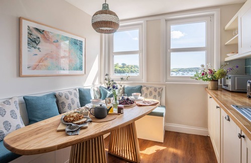 Salcombe Apartment | Slipways - an apartment that sleeps 4 guests in 2 bedrooms