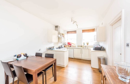 Belgravia Apartment | Sloane Square Luxury Flat 4 Guests