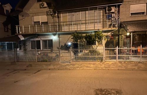 Prokuplje Apartment | Slobo Velickovic