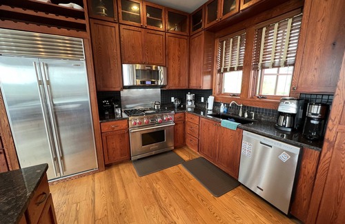 Snowshoe House | Slope side 4,800 sq ft 8 BR chalet unparalleled quality & comfort sleeps 16+