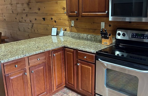 Snowshoe Ski Chalet | Slope-side Villa Ski-in/Ski-Out at Loggers Run 21