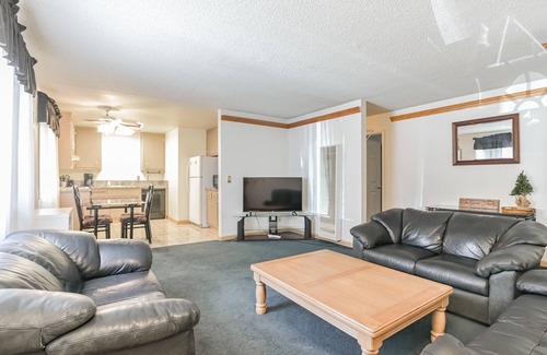 Tahoe Valley Condo | Slopes, Lake and Hiking Trails too