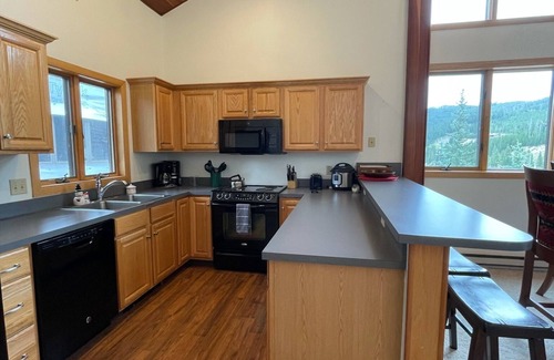 Big Horn Condo | Slopeside condo within walking distance to Big Sky Resort