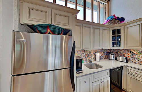 Taos Ski Valley Condo | Slopeside Penthouse | 2 Mountain-View Balconies, Fireplace & Covered Parking