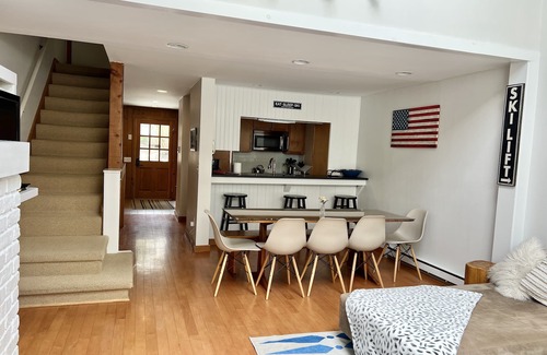 Stratton Mountain Condo | Slopeside Ski-On/Off Condo on Stratton. MNT access for hiking, biking, golf.