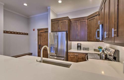 Salt Lake Mountain Resorts Apartment | Slopeside Solitude Condo - Walk to Ski Lifts!
