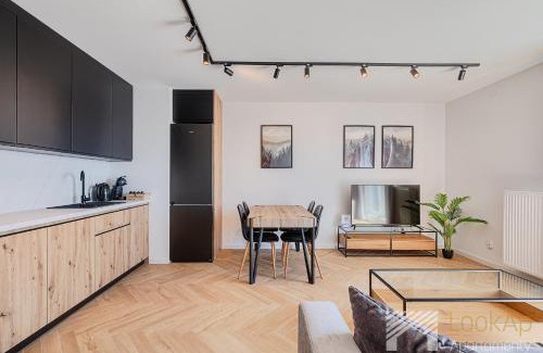 Lodz Apartment | Slovianka Sky View by LookAp darmowy parking!