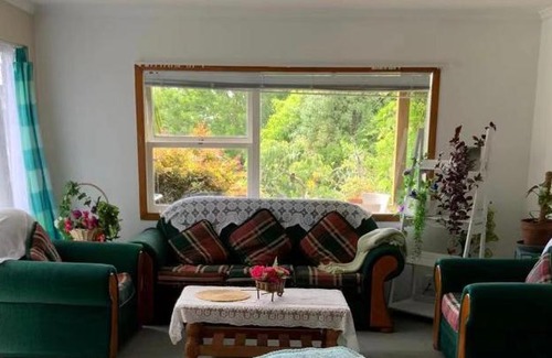 Mairangi Bay House | Slow Time Homestay