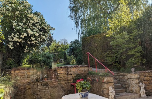 Moulins-Saint-Hubert House | Slow tourism at La Volette B&B