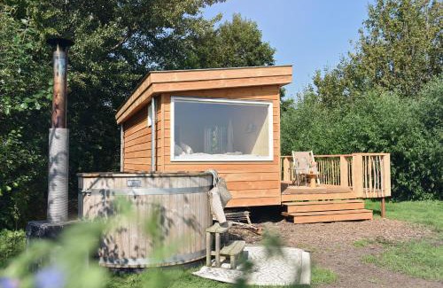 Echtenerbrug Ski Chalet | Smûk Tiny