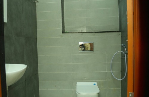Uttukuli Hotel | SM Residency