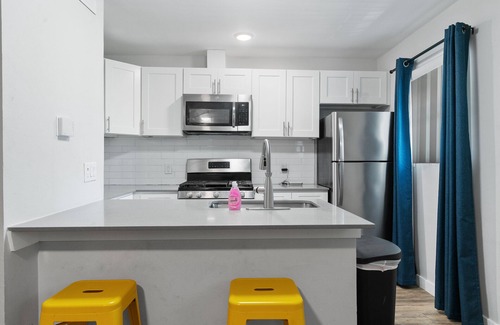 Highland Apartment | Small 1 Bedroom Apt in Highland Austin 4057