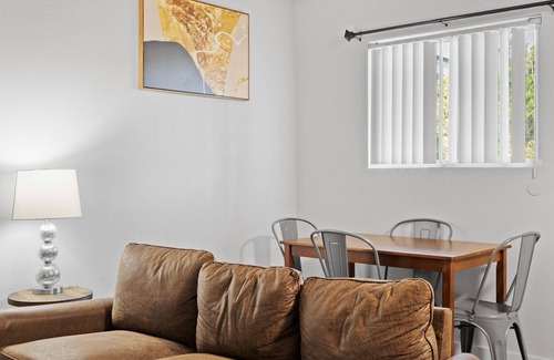 Highland Apartment | Small 1 Bedroom Apt in Highland Austin TX 5427