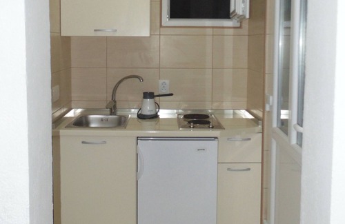Bar Apartment | Small apartment with balcony