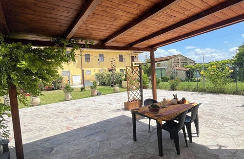 Calcinaia House | Small barn with exclusive garden