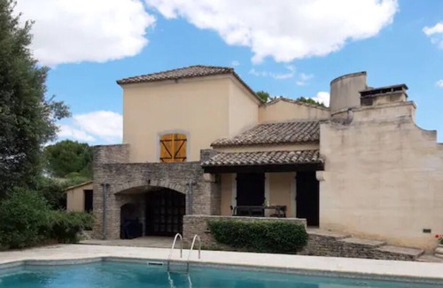 Lunel Villa | Small castle in camargue near the sea