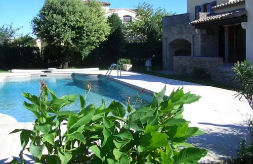 Lunel Villa | Small castle in camargue near the sea