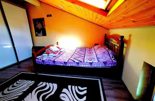 Varna City Centre Hostel | Small City Suits