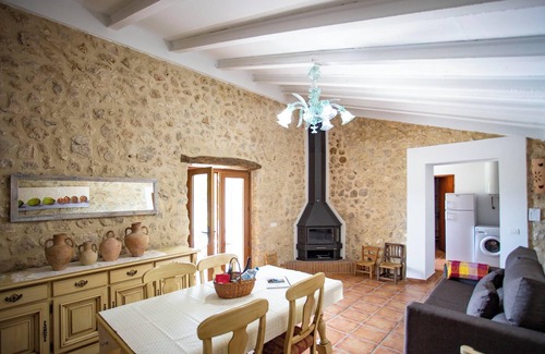 Selva House | Small cosy country house with pool in quiet location