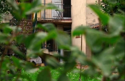 Saint Michel Apartment | Small, cozy 35m2 apartment in downtown Toulouse.