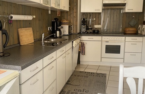 Niederemmel House | Small, cozy * * * Holiday house invites you to linger.