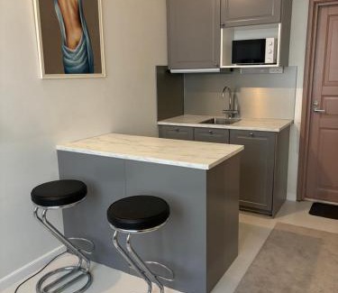 Kamppi Apartment | Small cozy studio in the city center
