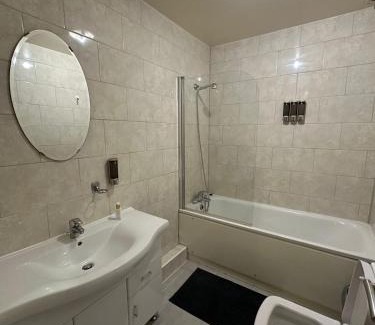 Weavers House | Small En-suite Shoreditch