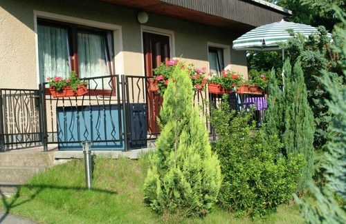 Mittelndorf House | Small holiday home with large garden near the Czech border