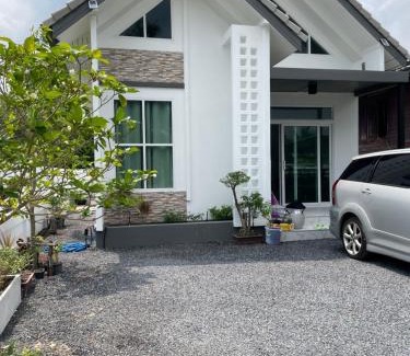 Ongkharak House | Small home