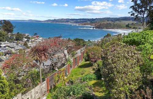Pedro Point House | Small Home with Ocean View walk to Restaurants Brewery Shops Beach