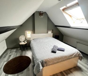 La Celle-sous-Gouzon House | Small house with garden