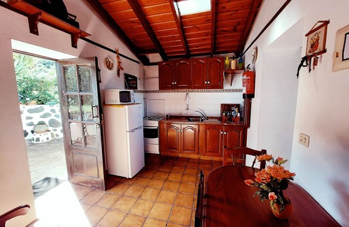 Santo Domingo Cottage | Small house in dreamy rural setting