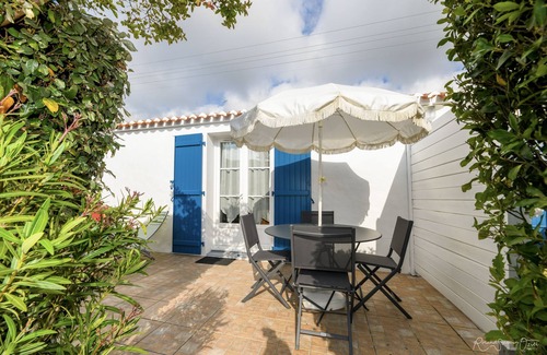 Noirmoutier-en-l'Ile House | Small Independent House