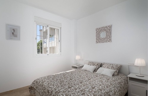 Puerto de la Duquesa Apartment | SMALL OASIS 2395
